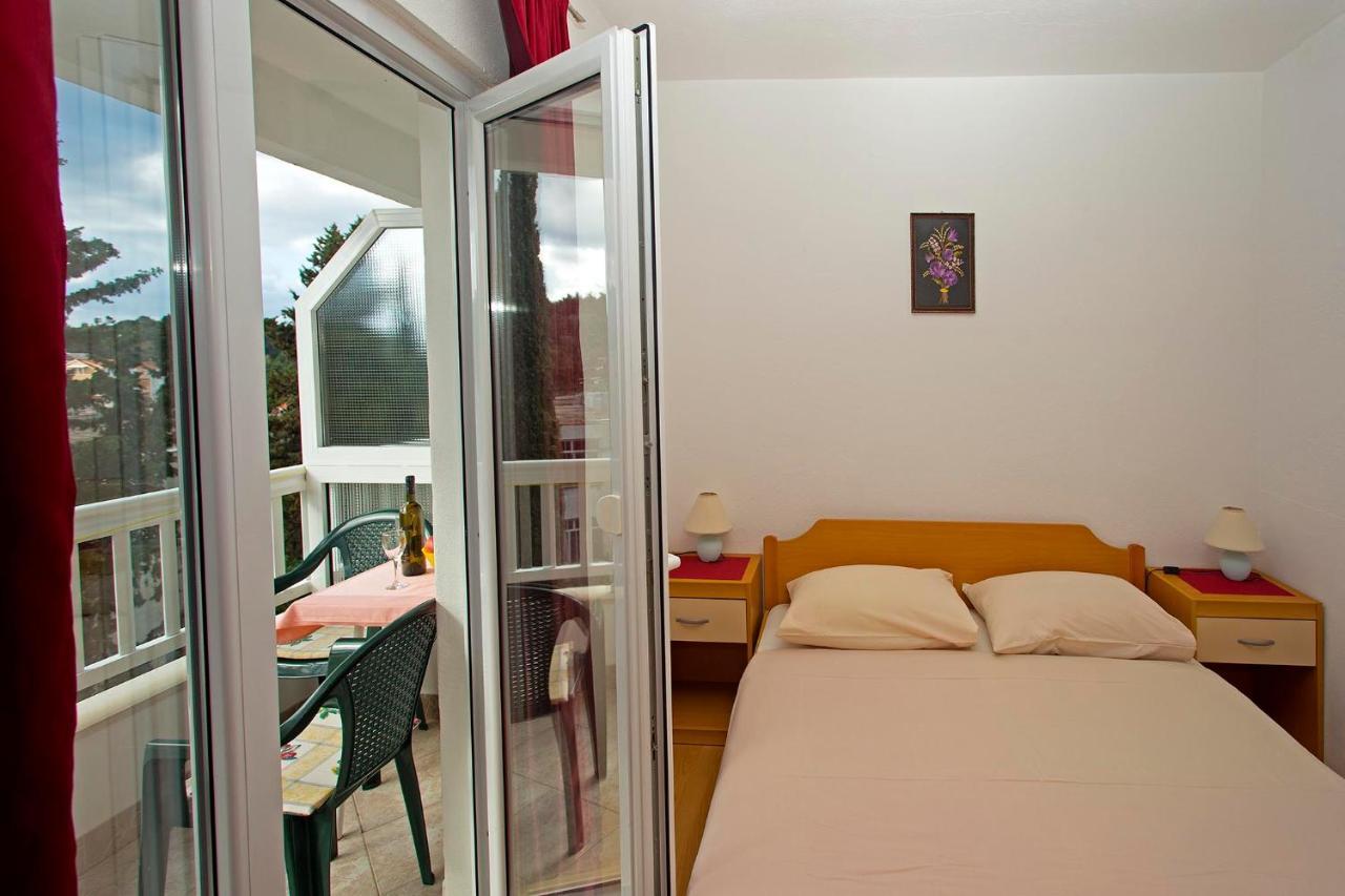 Apartments Dora Hvar Town Exterior photo
